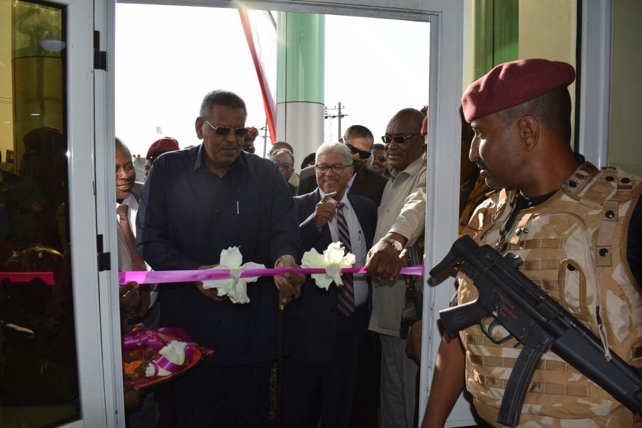 افتتح الفريق أول ركن بكري حسن صالح النائب الأول لرئيس الجمهورية صباح امس بمدينة نياﻻ حاضرة وﻻية شمال