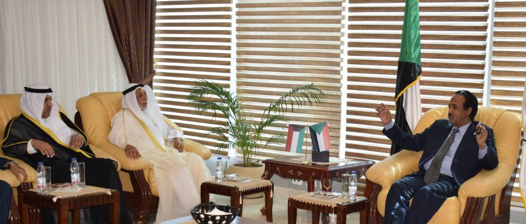 وزير العدل يلتقي وفد القضاء الكويتي 