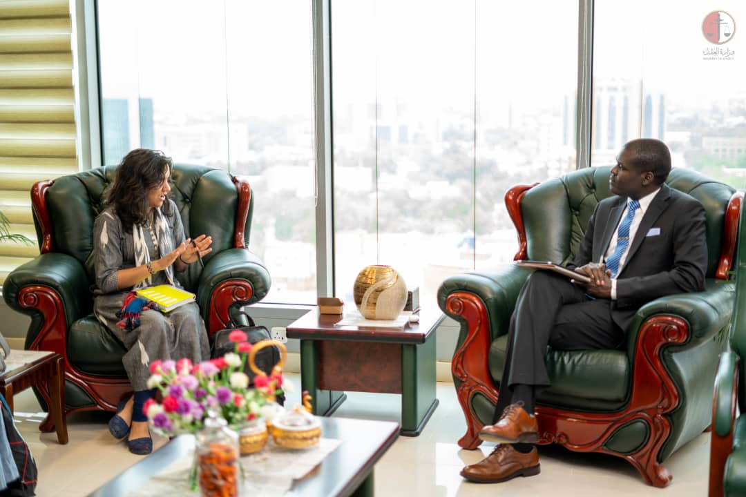 وزير العدل يجتمع مع فريق الطب الشرعي الارجنتيني ومعهد حقوق الإنسان بجامعة كولومبيا 