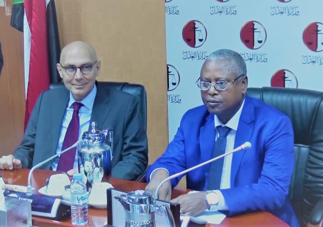 وزير العدل: حقوق الإنسان أولوية قصوي في السياسة الوطنية