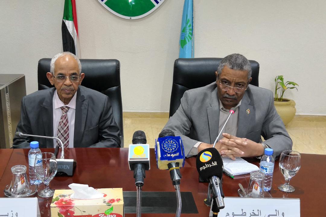 وزير العدل يتلقي تنويرا حول الأحداث بولاية الخرطوم