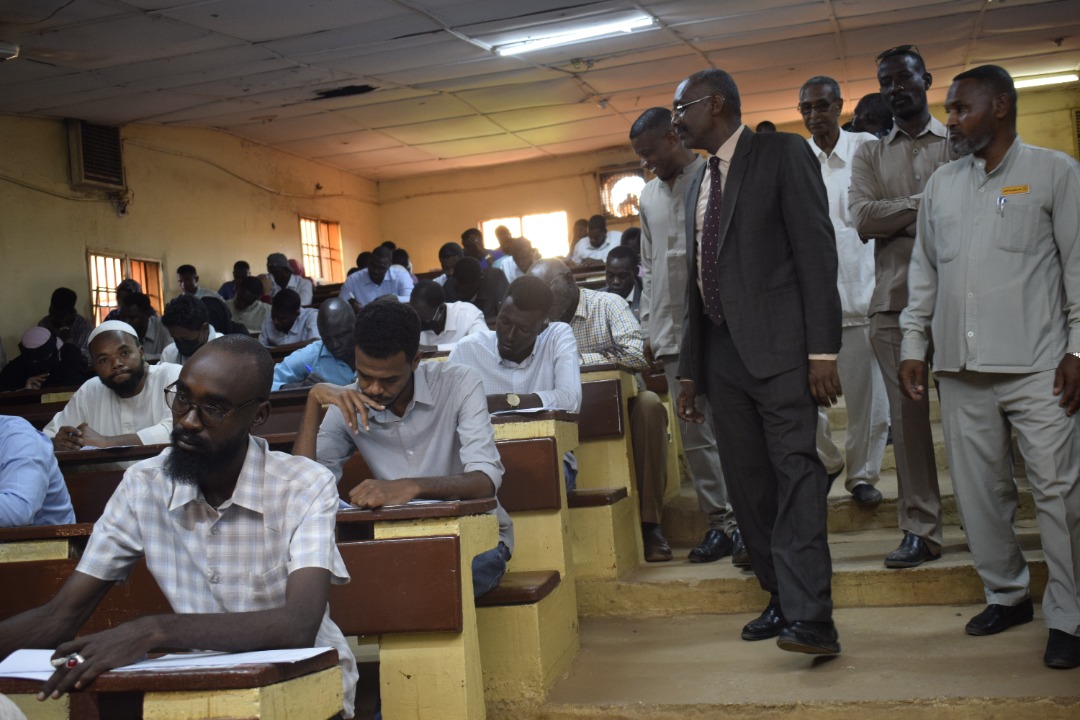 انطلاق امتحانات تنظيم مهنة القانون بجامعة النيلين