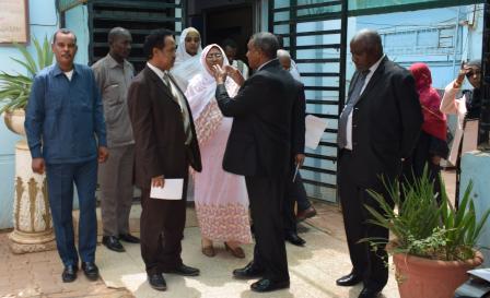 في زيارته لمقر المسجل التجاري ,وزير العدل يوجه بتحسين بيئة