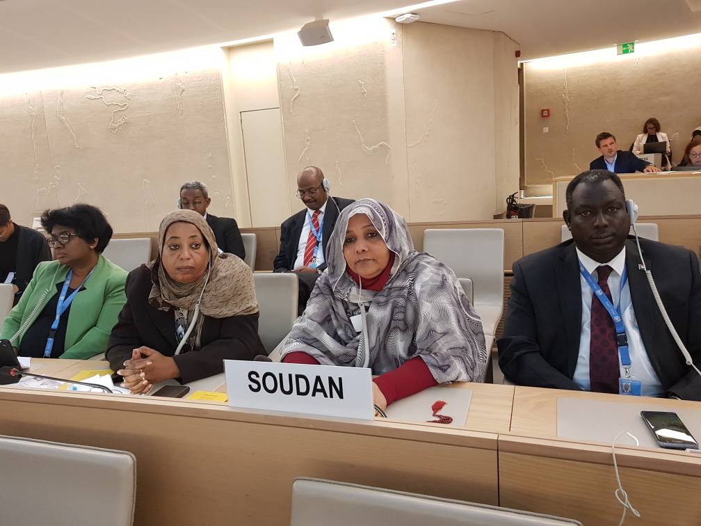 وزير الدولة بوزارة العدل تقدم بيان حول التدابير القسرية الانفرادية في التمتع بحقوق الانسان