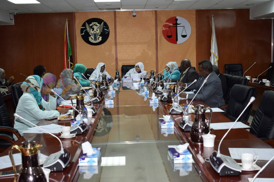 *تور الدبة تؤكد دعم الرئاسة لشريحة المصابين بفيروس الإيدز*